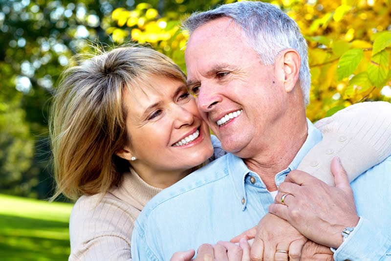 implantes dentales con periodontitis